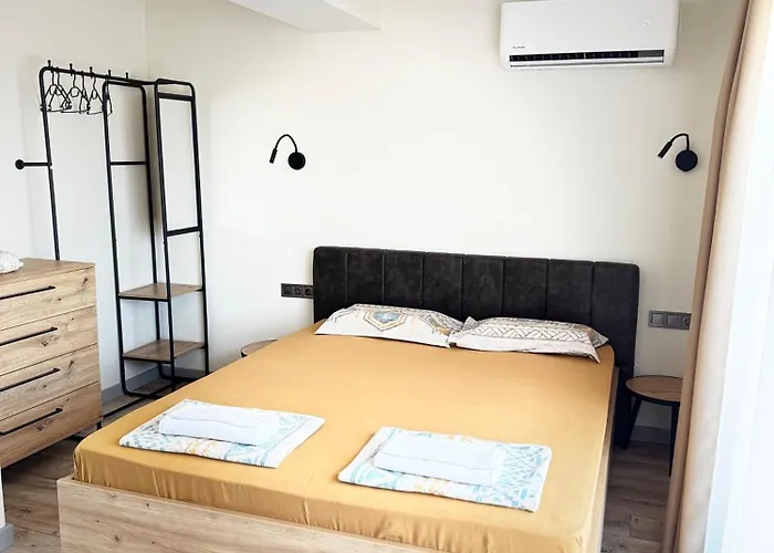 Province Stone House 招待所 瓦爾納